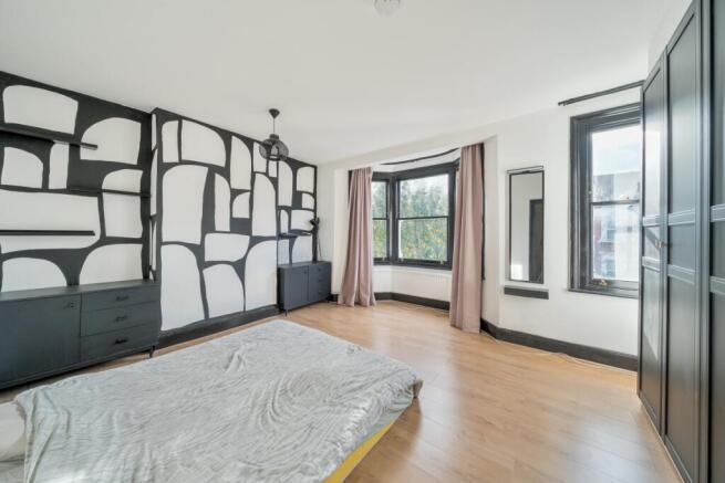 1376205-15-6909ef...