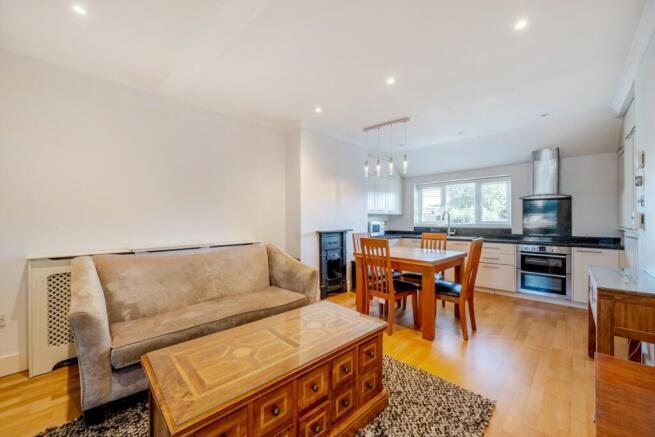 1360375-13-68d5d3...