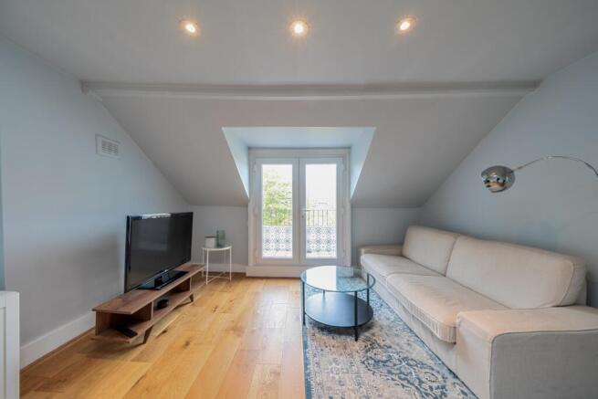 1374758-6-69088c4...