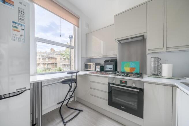 1364209-8-68e54ae...