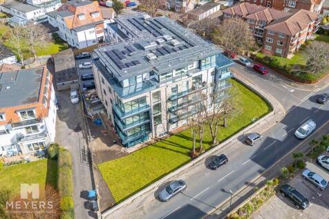 Reef Manor, 5 Wollstonecraft Road, Bournemouth BH5