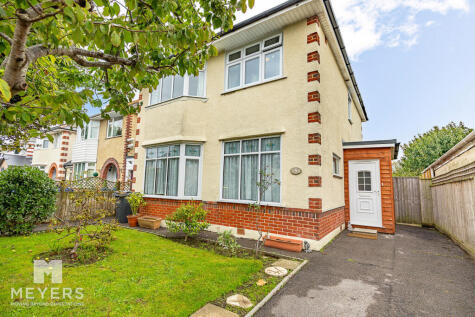 Ashford Road, Bournemouth, BH6 5