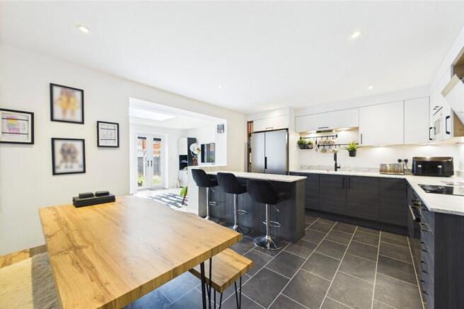 Kitchen/Dining