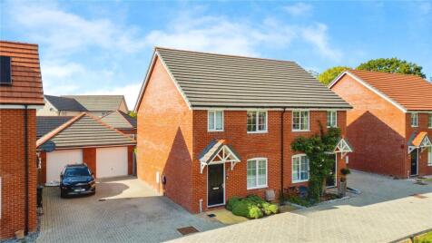 Shipridge Drive, Spencers Wood, Reading, Berkshire, RG7