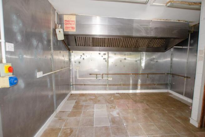 1 Bates Hill - Kitchen.jpg