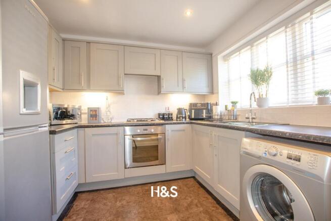220 Sunderton - Kitchen.jpg