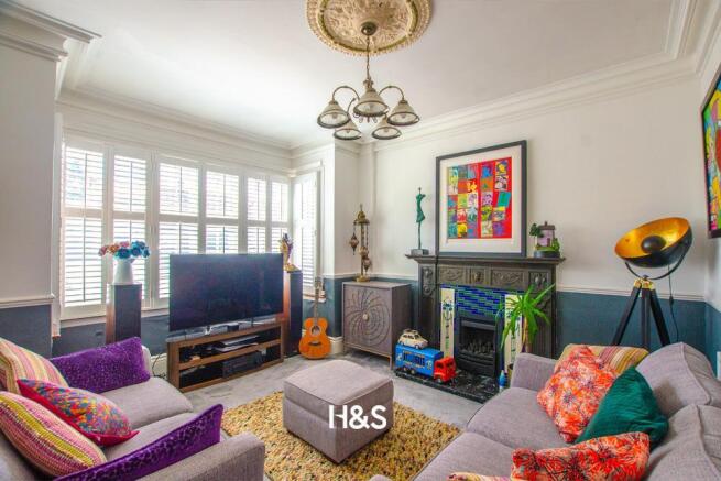 103 union road - lounge.jpg