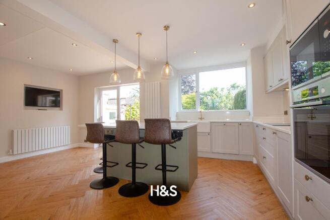 18 Ulleries - kitchen1.jpg