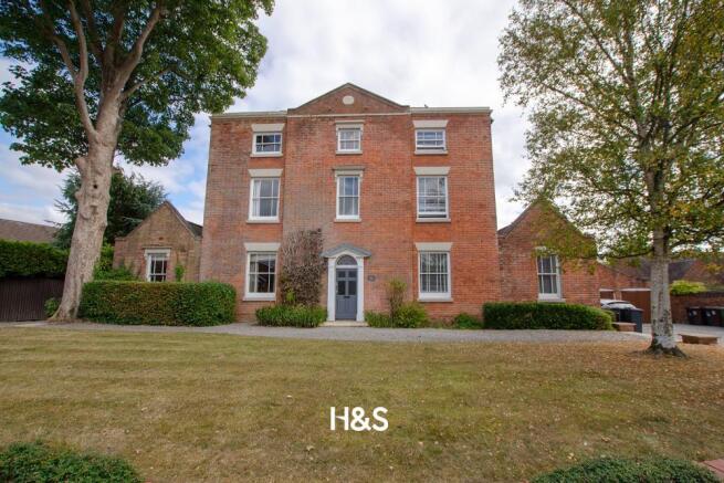 30 stonebow - front.jpg