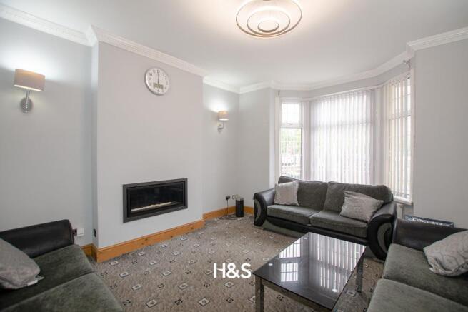 104 Woodlands Road - Rec1.jpg
