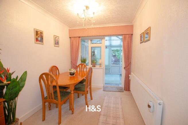 68 Featherstone - dining.jpg