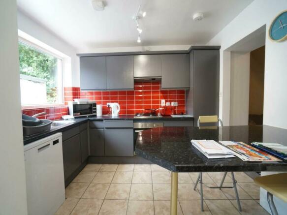 2FairViewRoad_Kitchen1.6.JPG