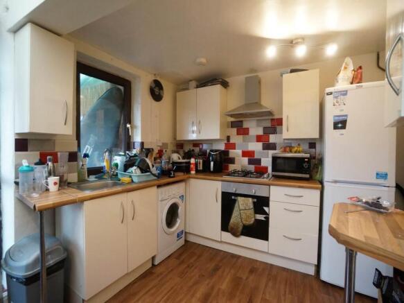 Kitchen.JPG