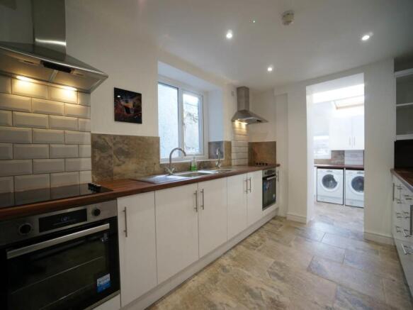 Kitchen .JPG
