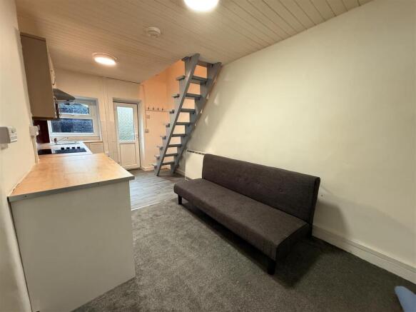 Living Area.JPG