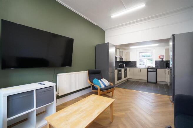 Living Room/Dining Room