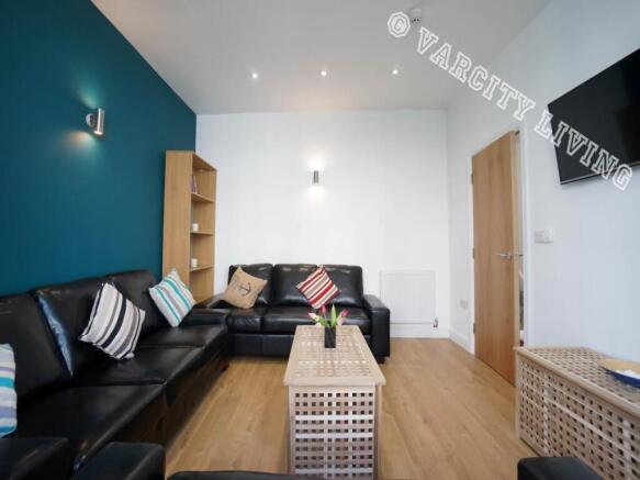 17 College Road (3).JPG