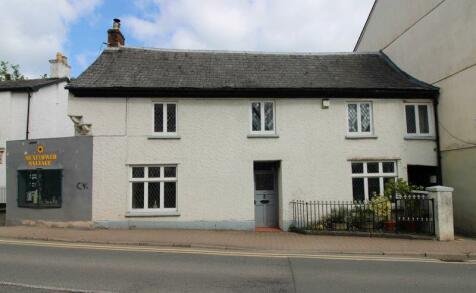 Abergavenny - 4 bedroom end of terrace house for sale