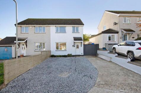 Little Week Close, Dawlish, EX7