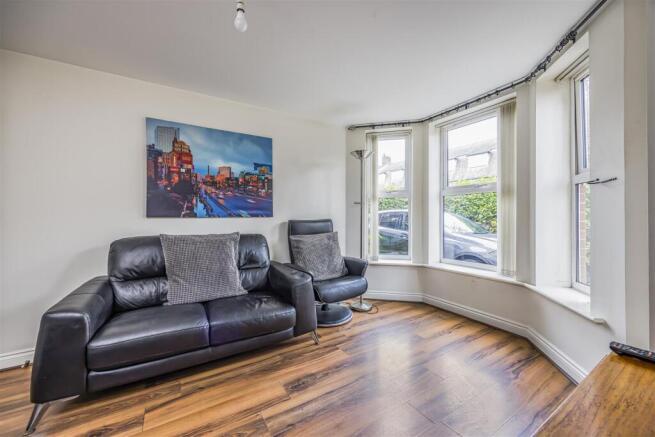 1 Adams Court, 35 Hawkwood Road, Bournemouth-Porti