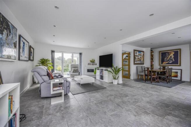 7 Munster Road, Poole-PorticoMarketing-SaxeCoburg-