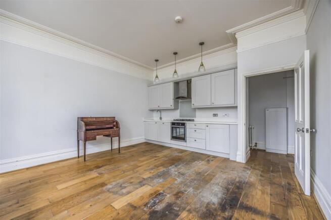 Flat 3, 25 McKinley Road, Bournemouth-PorticoMarke