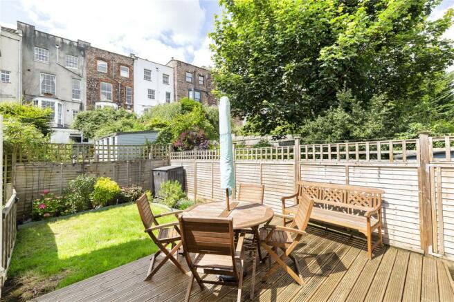4 bedroom end of terrace house  for sale Clifton Wood