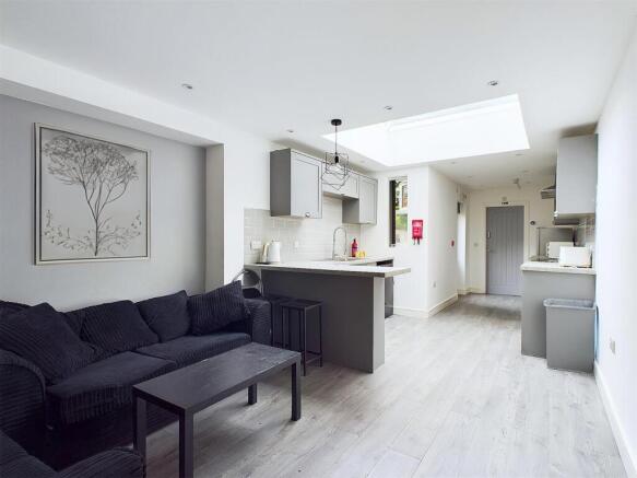 CAM03736G0-PR0030-STILL002 copy.jpg