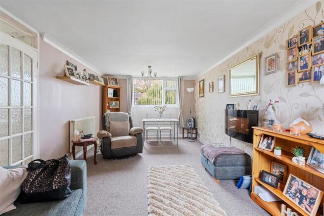 52 Edward Bailey Close (10 of 22).jpg