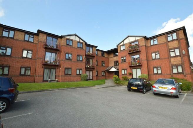 1 bedroom apartment  for sale Southport
