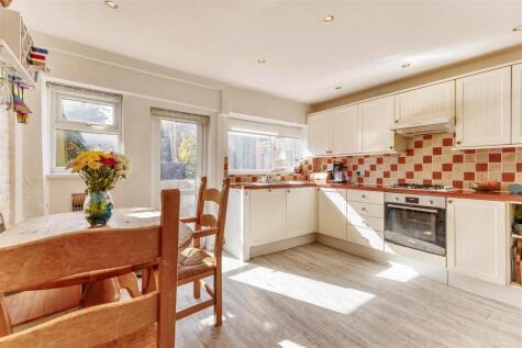 Humphris Street, Warwick