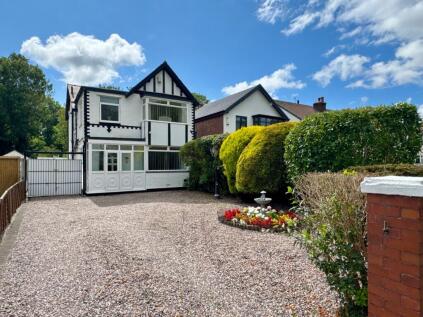 Scarisbrick New Road, Southport, PR8