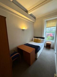 Dalry - 3 bedroom flat