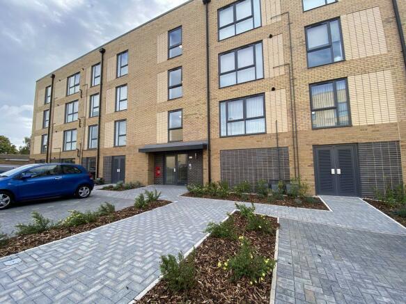 Thumbnail AVAILABLE FROM 09/09/2022! BIRMINGHAM, ST LUKES STREET, CADBURY HOUSE: A SPACIOUS, FURNISHED, AND MODERN ONE BEDROOM APARTMENT LOCATED IN THE EXCITING, NEWLY BUILT B5 CENTRAL DEVELOPMENT, CLOSE TO BIRMINGHAM'S BUSY CITY CENTRE. The first floor apartment offers a large entran...