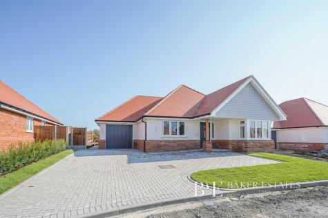 Springwood Close, Latchingdon