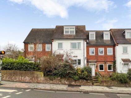 Avenue House, Park Road