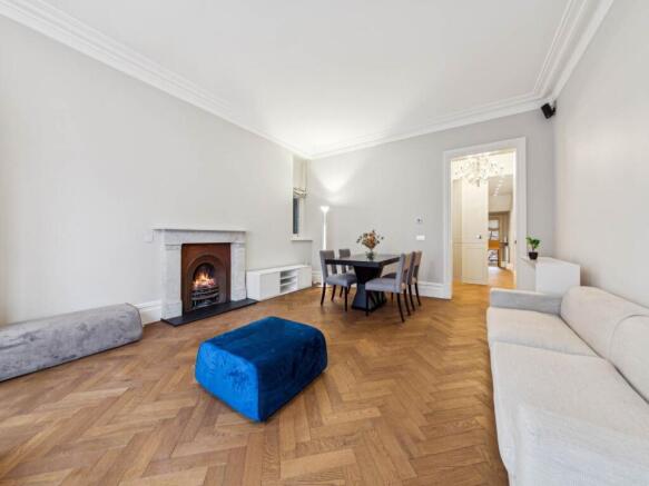 Holland Park 69, Fla