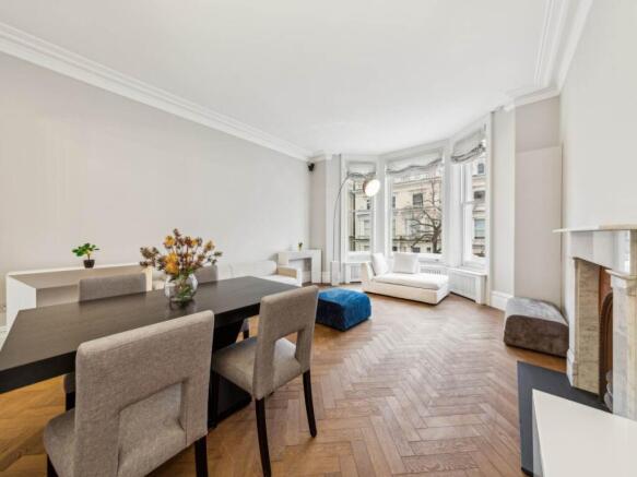 Holland Park 69, Fla