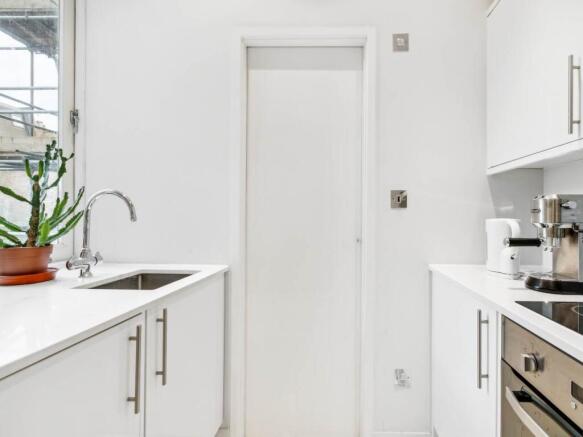 Chesilton Road 17C-5