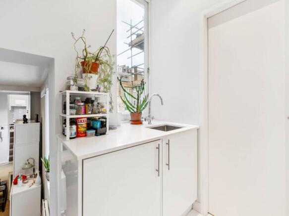 Chesilton Road 17C-6