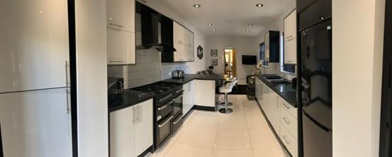 114 Ella St 3.jpg
