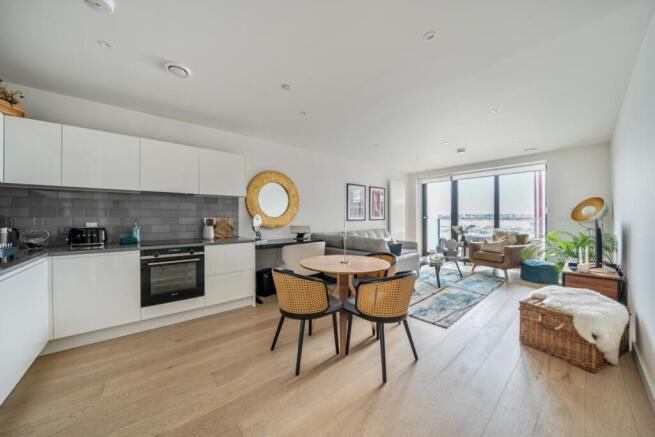 1333375-9-6890e40...