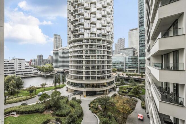 1363983-4-68e9263...