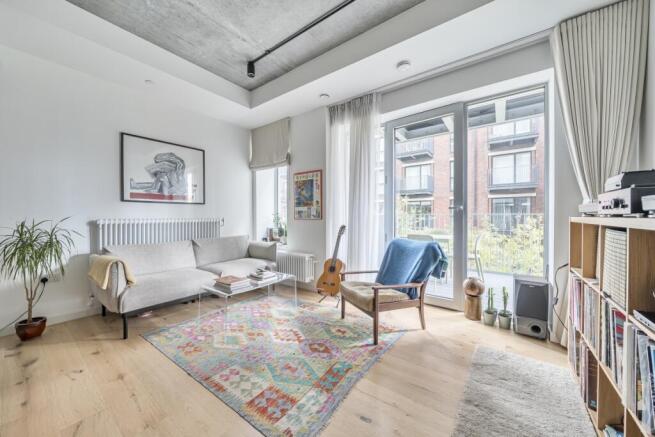 1363122-13-68e683...