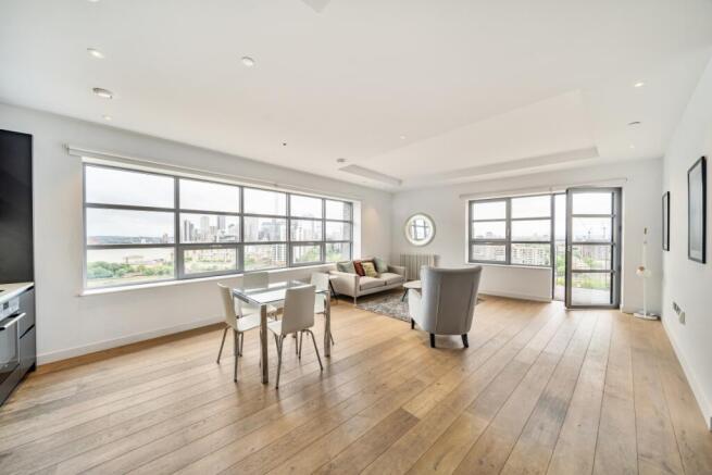 1300708-21-6835f2...