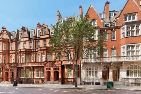 Lower Sloane Street, London SW1W