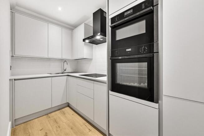 Flat 2, 30-32 Dra...