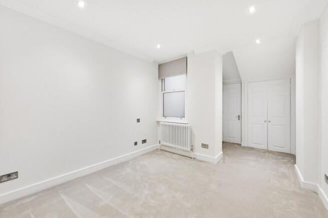 Flat 2, 30-32 Dra...