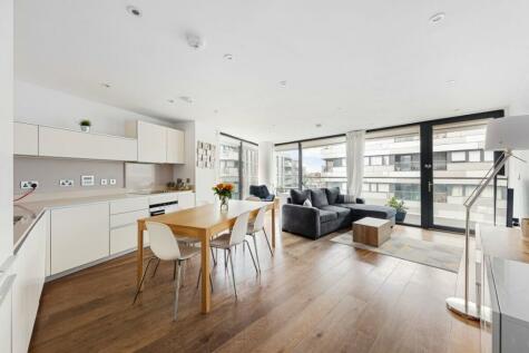 Greenwich - 3 bedroom apartment for sale