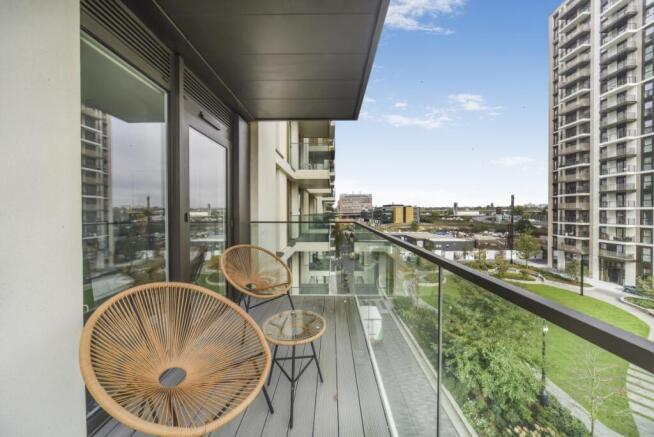 Belvedere Row Apa...